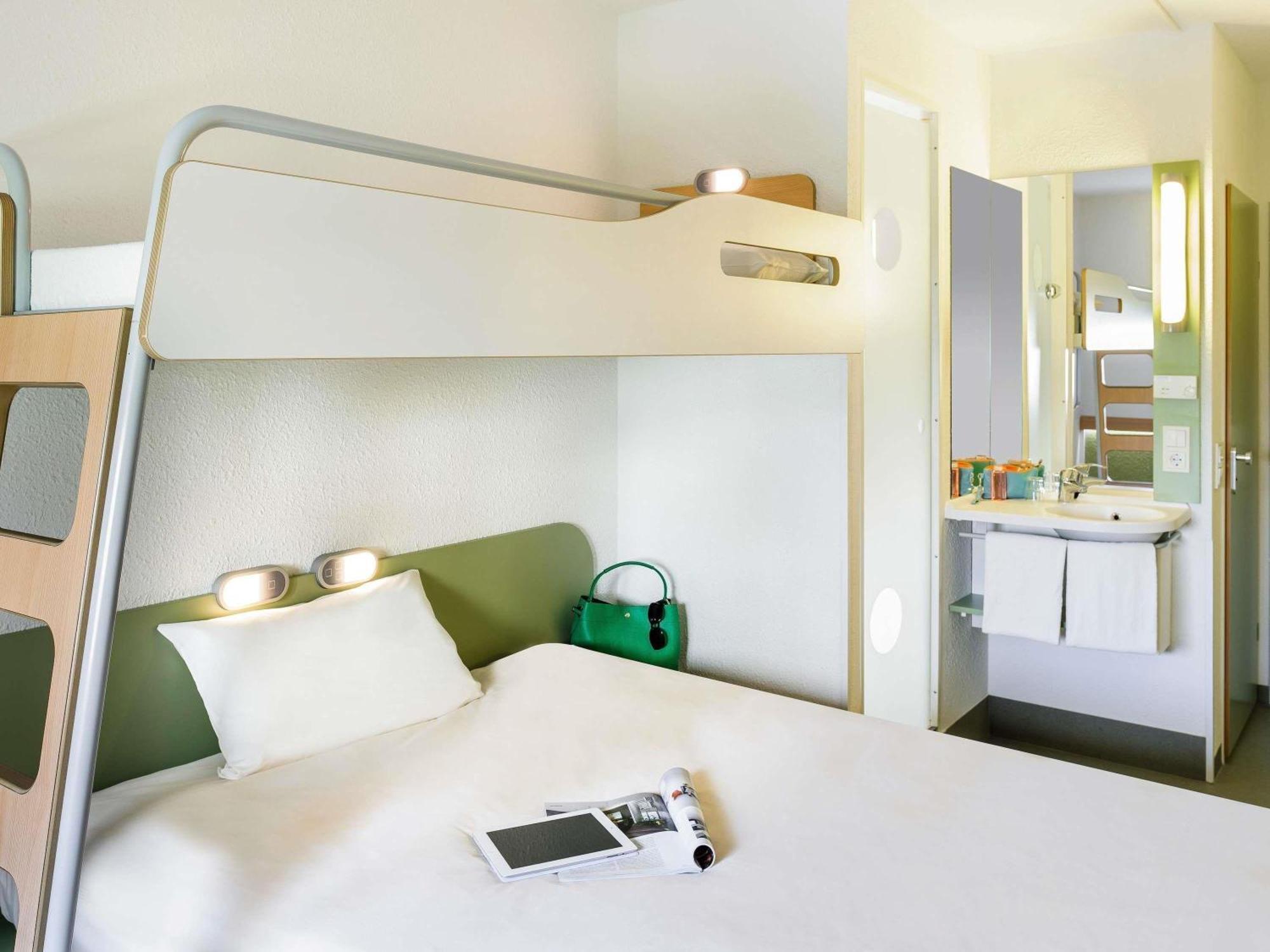 Standard Room with Double Bed - Accessible